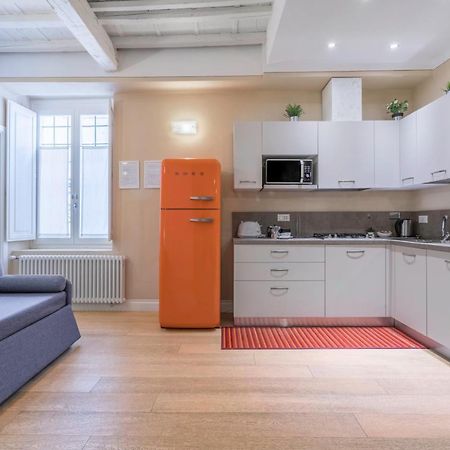 Wine Apartments Florence Barolo 外观 照片