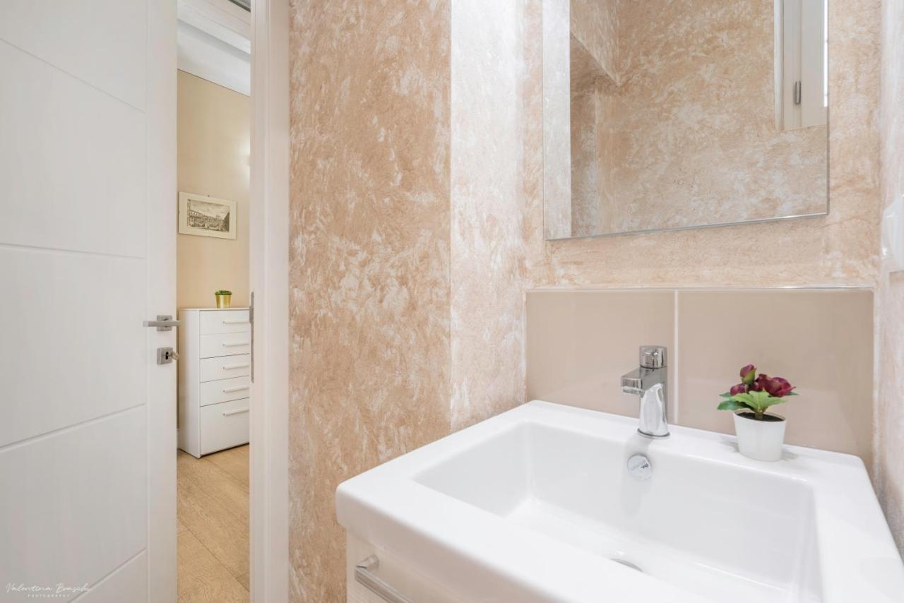 Wine Apartments Florence Barolo 外观 照片