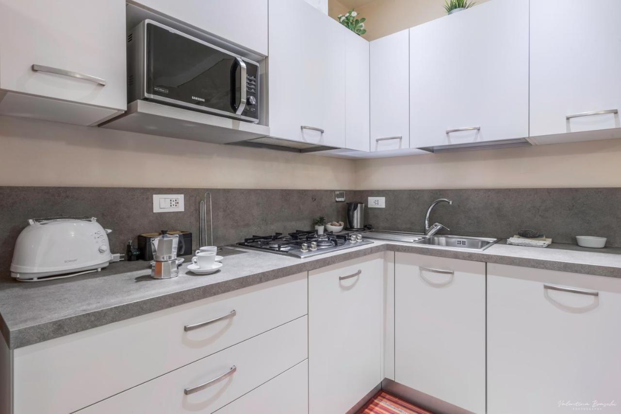 Wine Apartments Florence Barolo 外观 照片